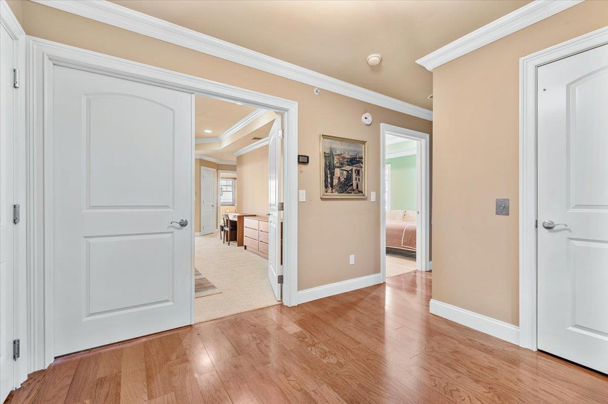 481 Pacing Way, Westbury, NY 11590