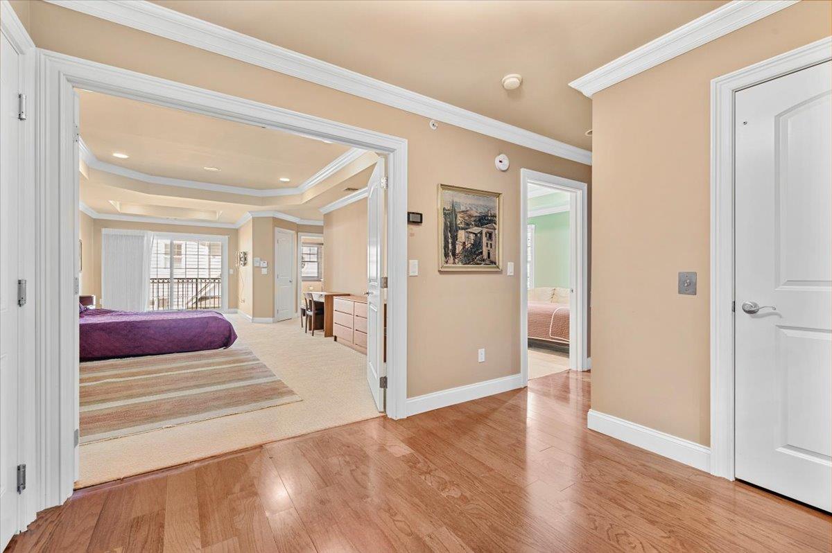 481 Pacing Way, Westbury, NY 11590