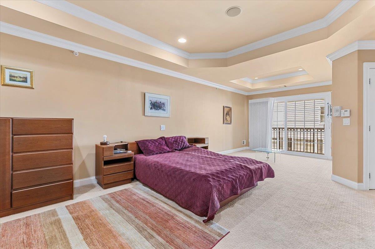 481 Pacing Way, Westbury, NY 11590