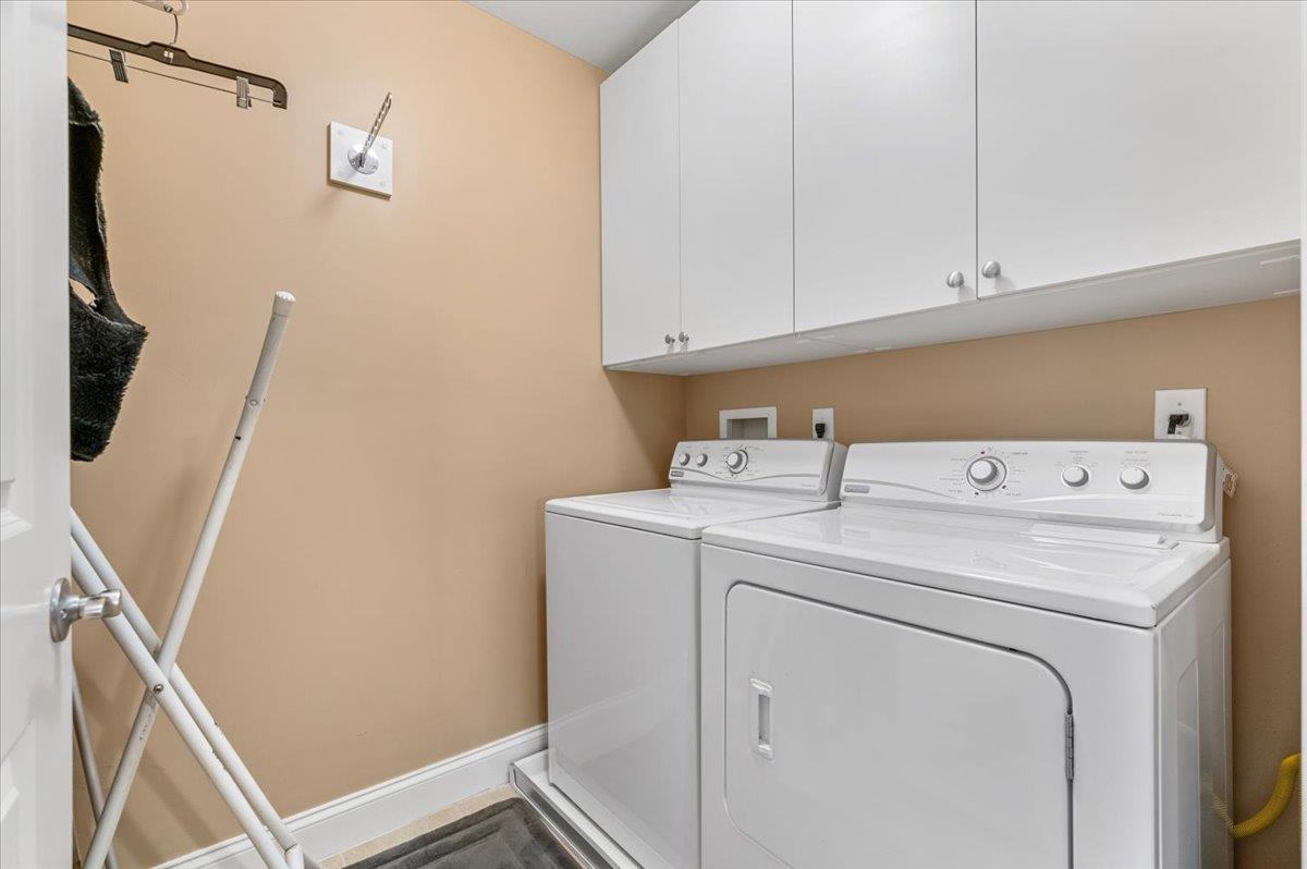 481 Pacing Way, Westbury, NY 11590