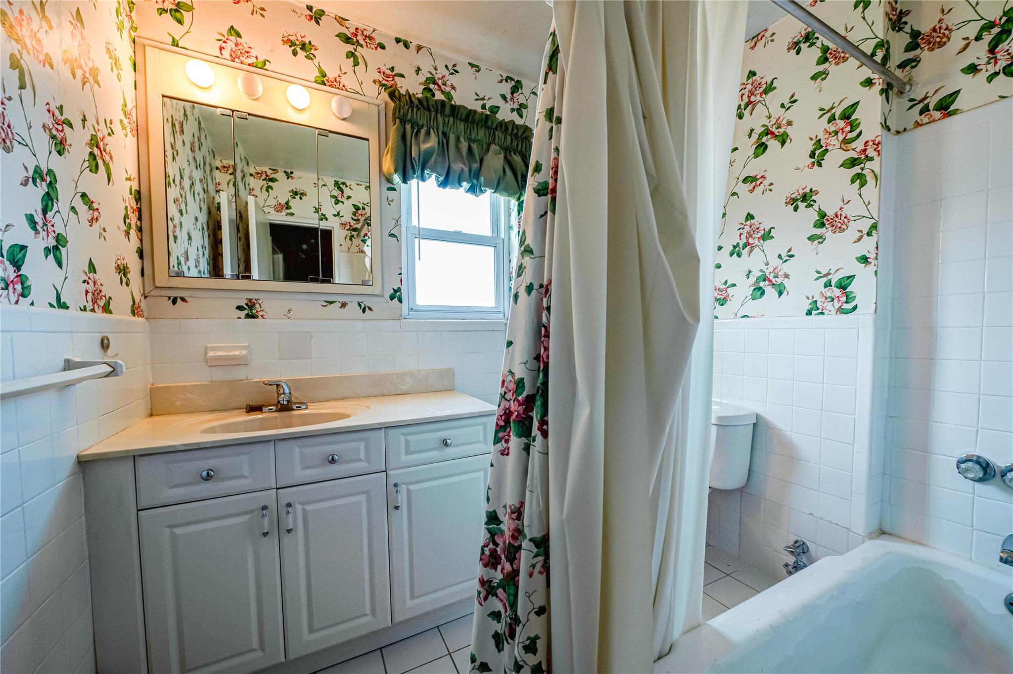 59 Farber Drive # 59, West Babylon, NY 11704