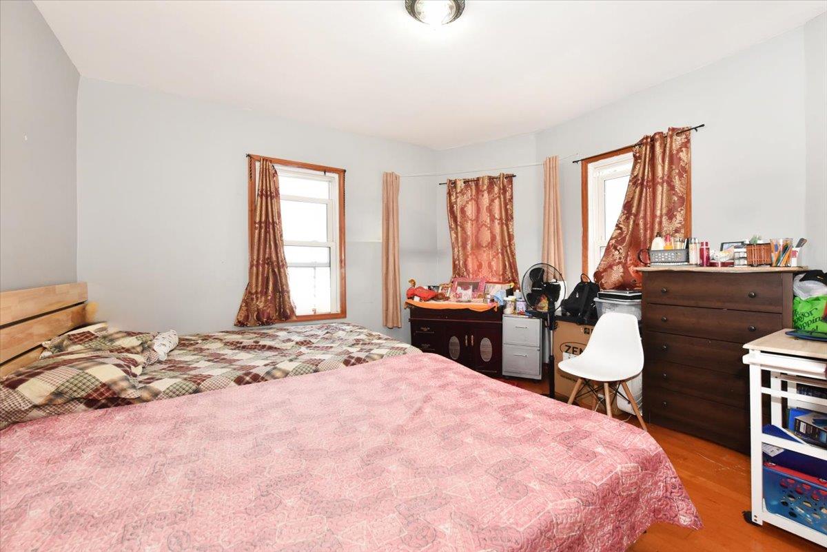 112-03 95th Avenue, Richmond Hill, NY 11419