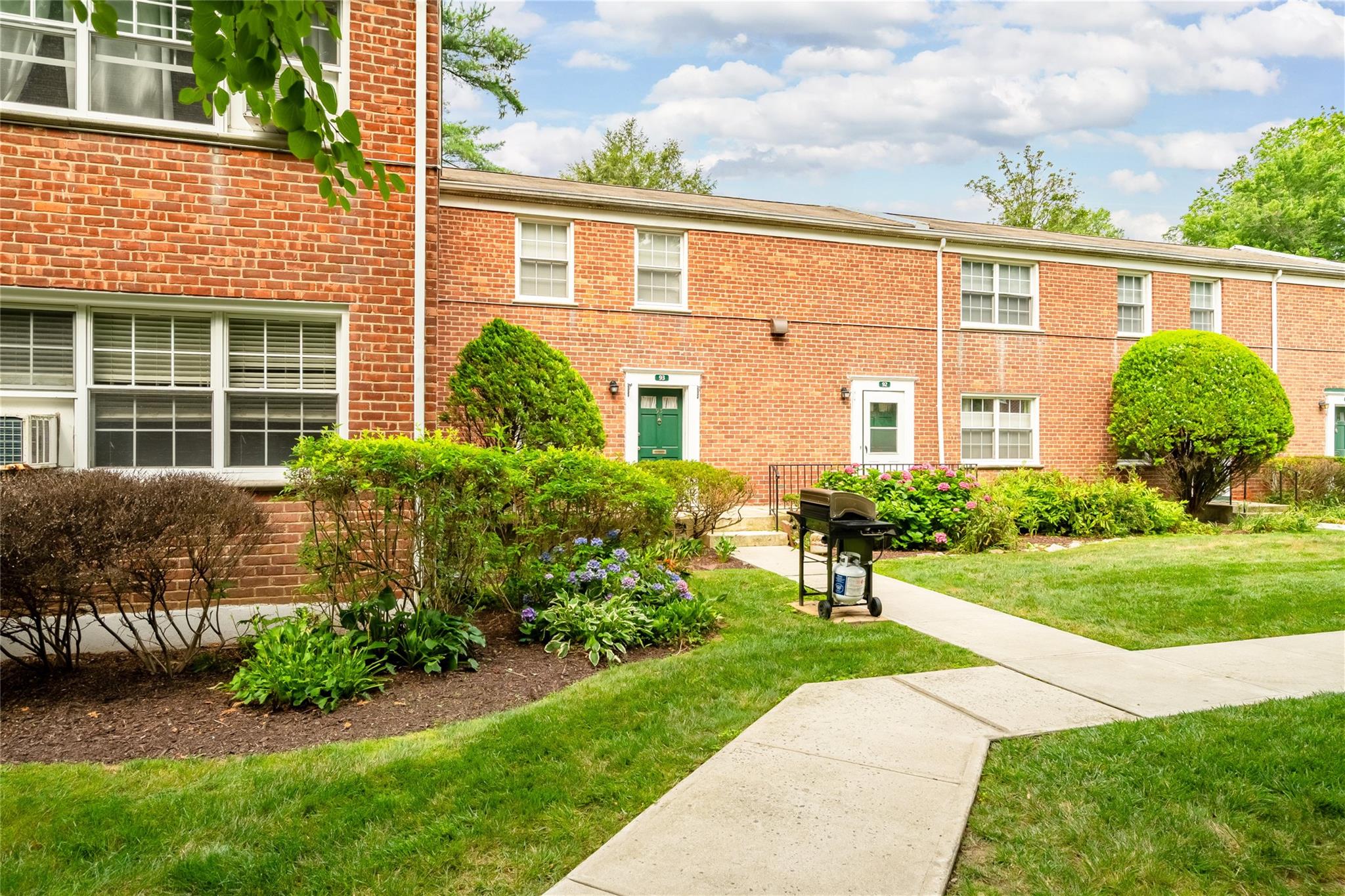 3 Fieldstone Drive # 93, Hartsdale, NY 10530