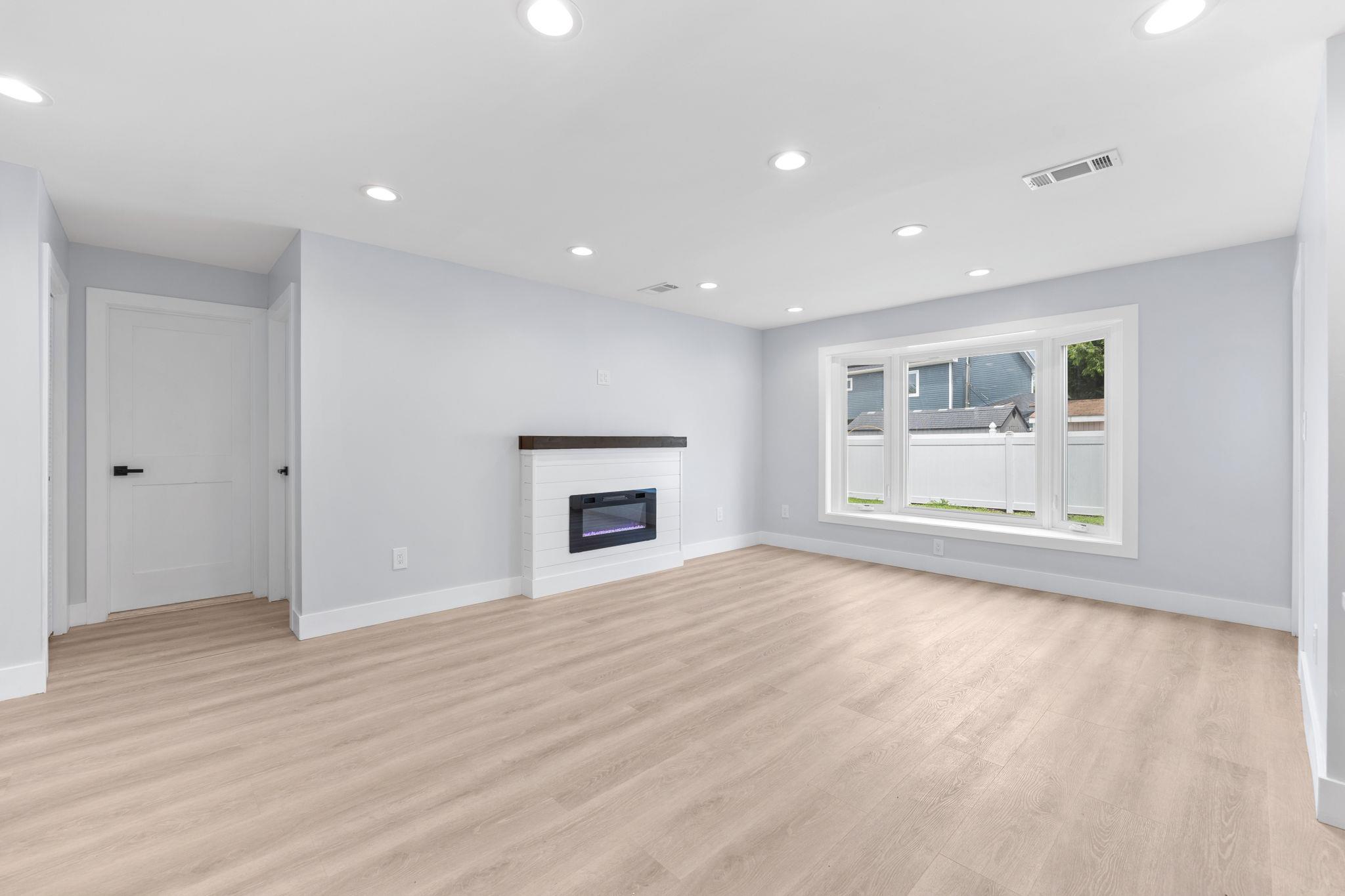 39 Stirrup Lane, Levittown, NY 11756