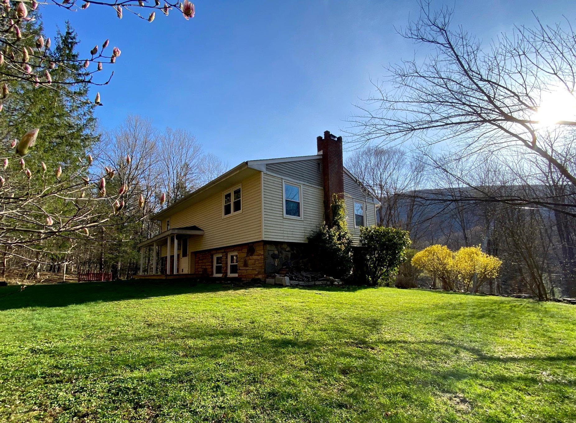 10 Norman Road, Shandaken, NY 12480