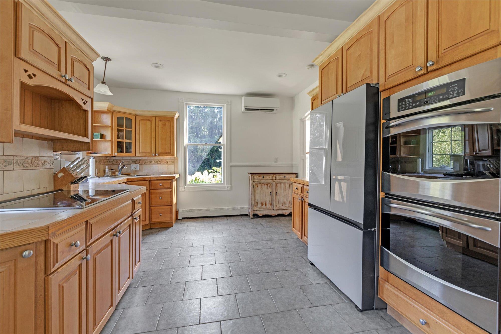 79 Cove Road, Oyster Bay Cove, NY 11771