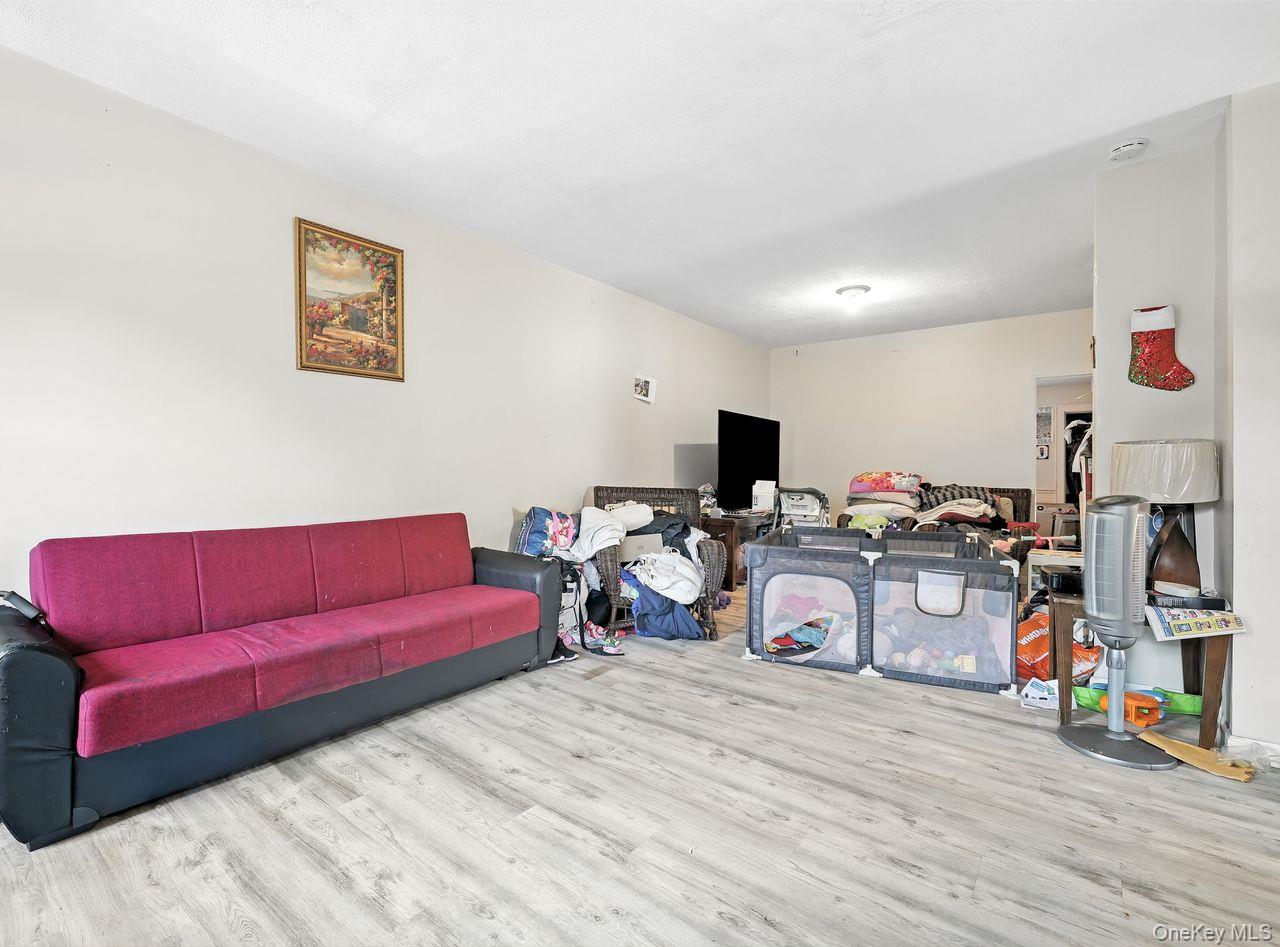 5 Dillon Road, Larchmont, NY 10538