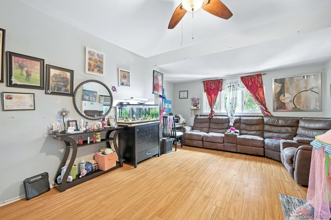 5 Dillon Road, Larchmont, NY 10538