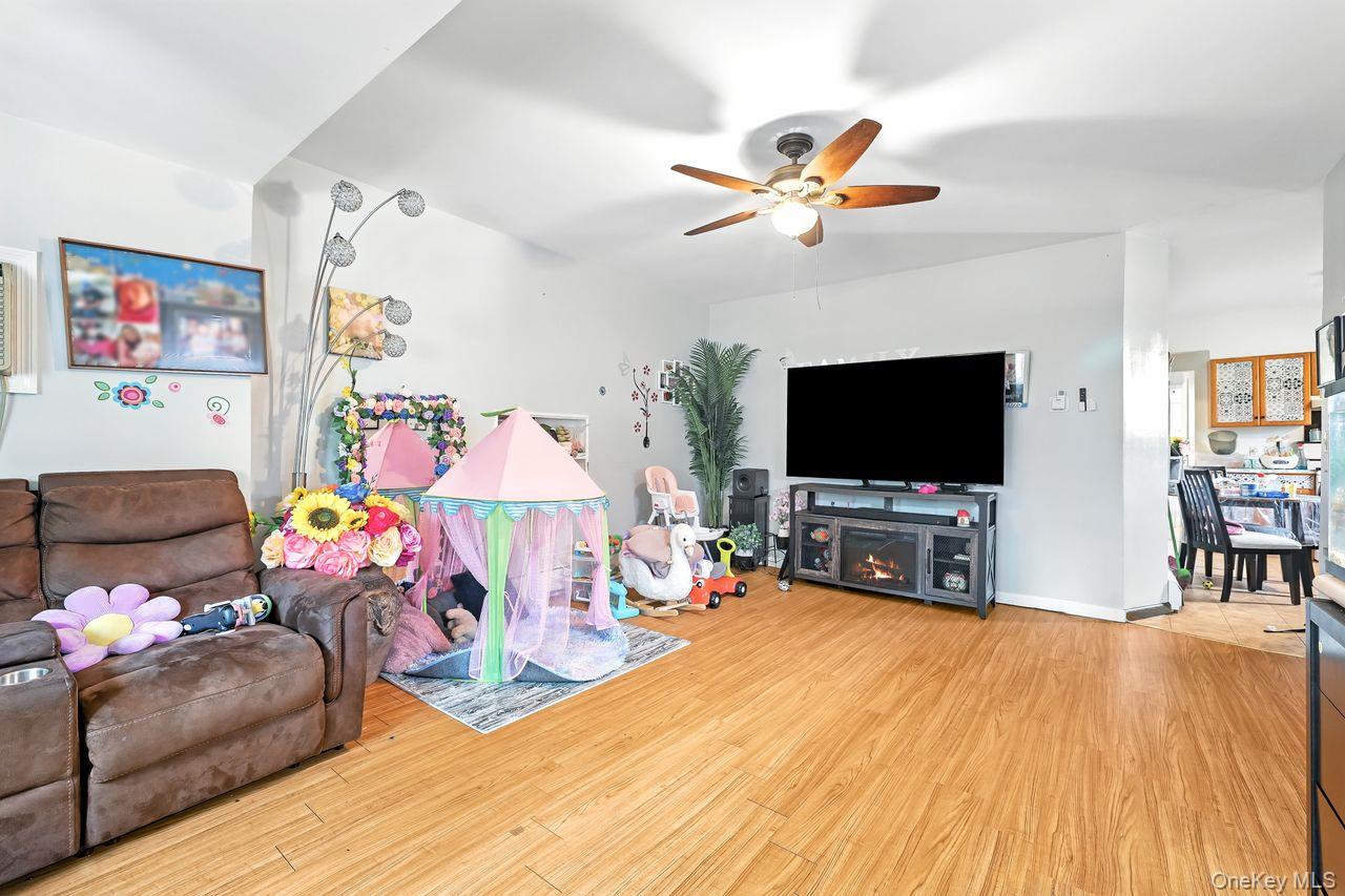 5 Dillon Road, Larchmont, NY 10538