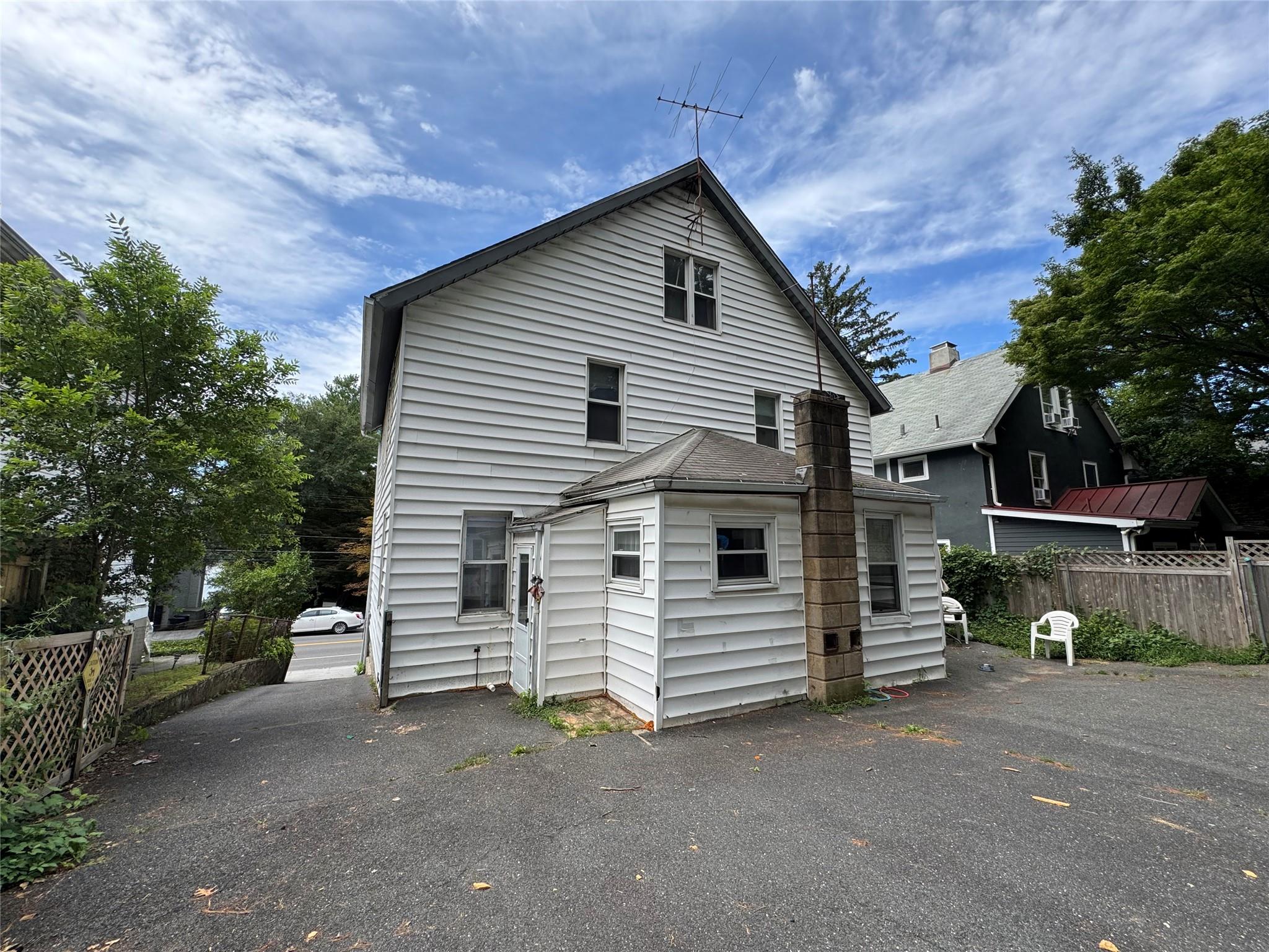 350 Warburton Avenue, Hastings-on-Hudson, NY 10706