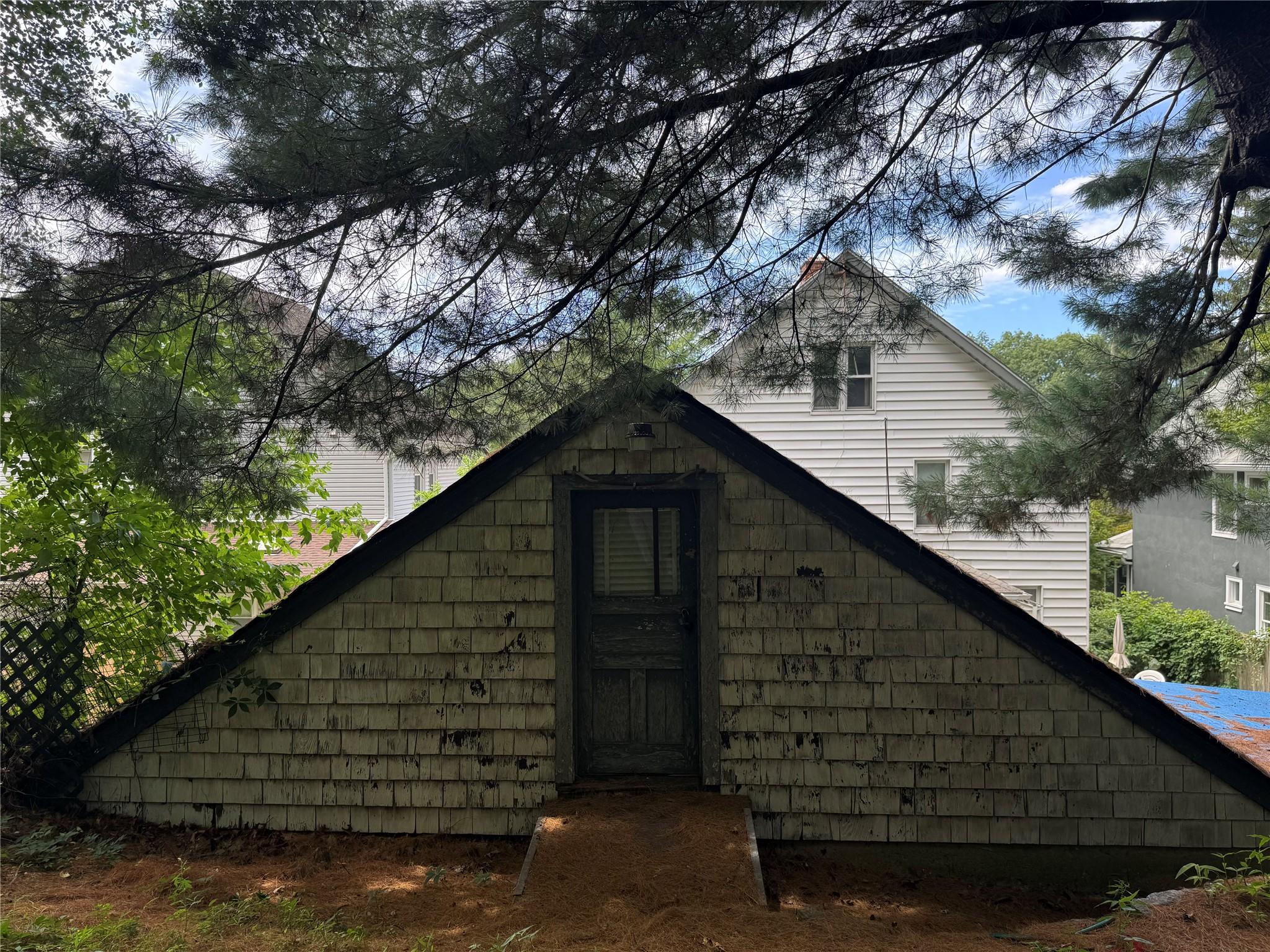 350 Warburton Avenue, Hastings-on-Hudson, NY 10706