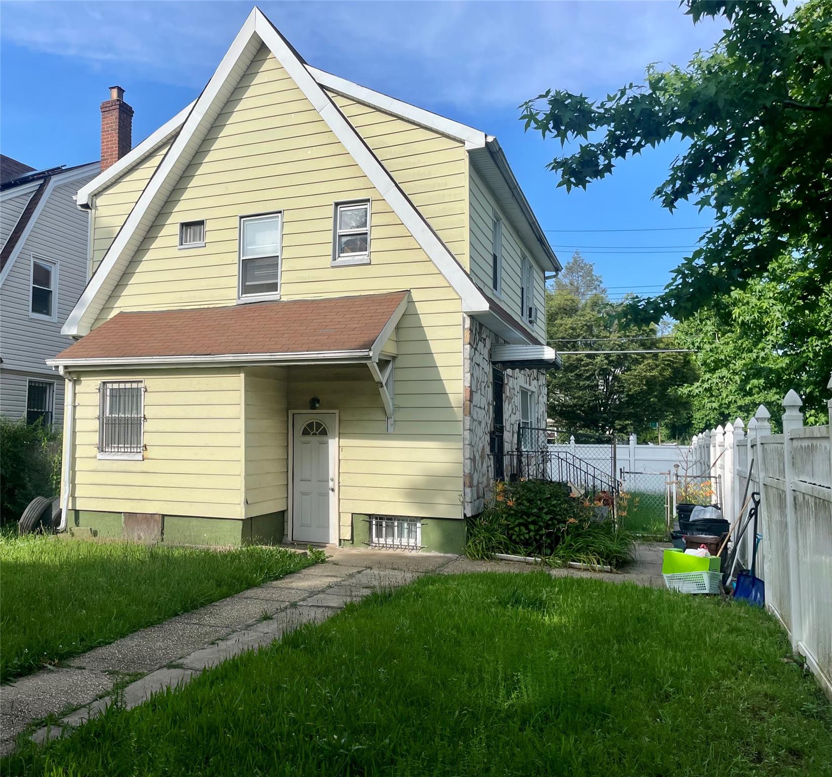 104-50 210th Street, Queens Village, NY 11429