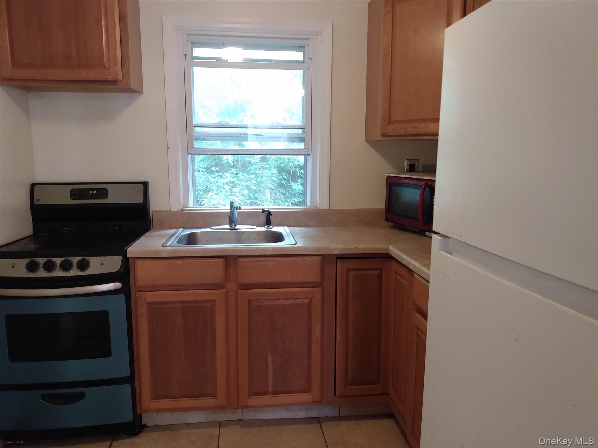 35 Lake Claire Drive, Middletown, NY 10940