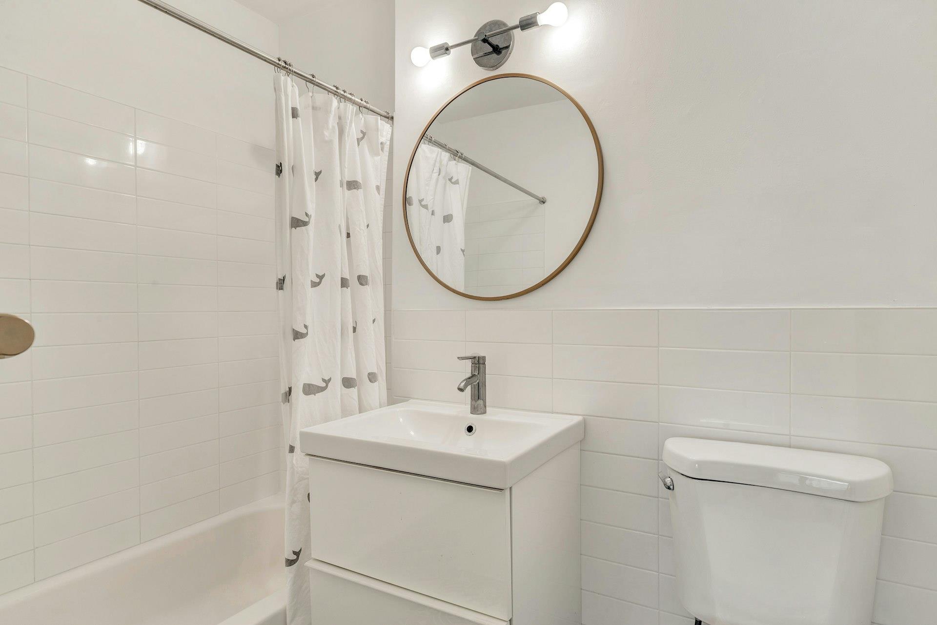 460 Old Town Road # 25L Upper Unit, Port Jefferson Station, NY 11776
