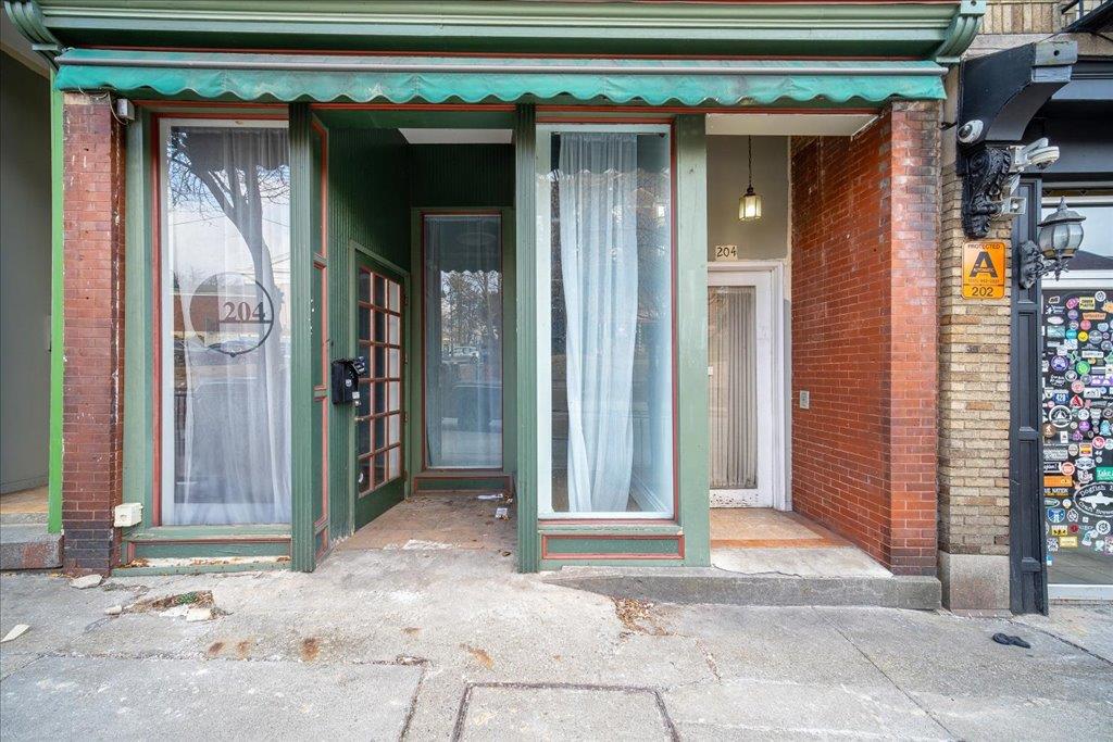 204 Main Street, Poughkeepsie, NY 12601