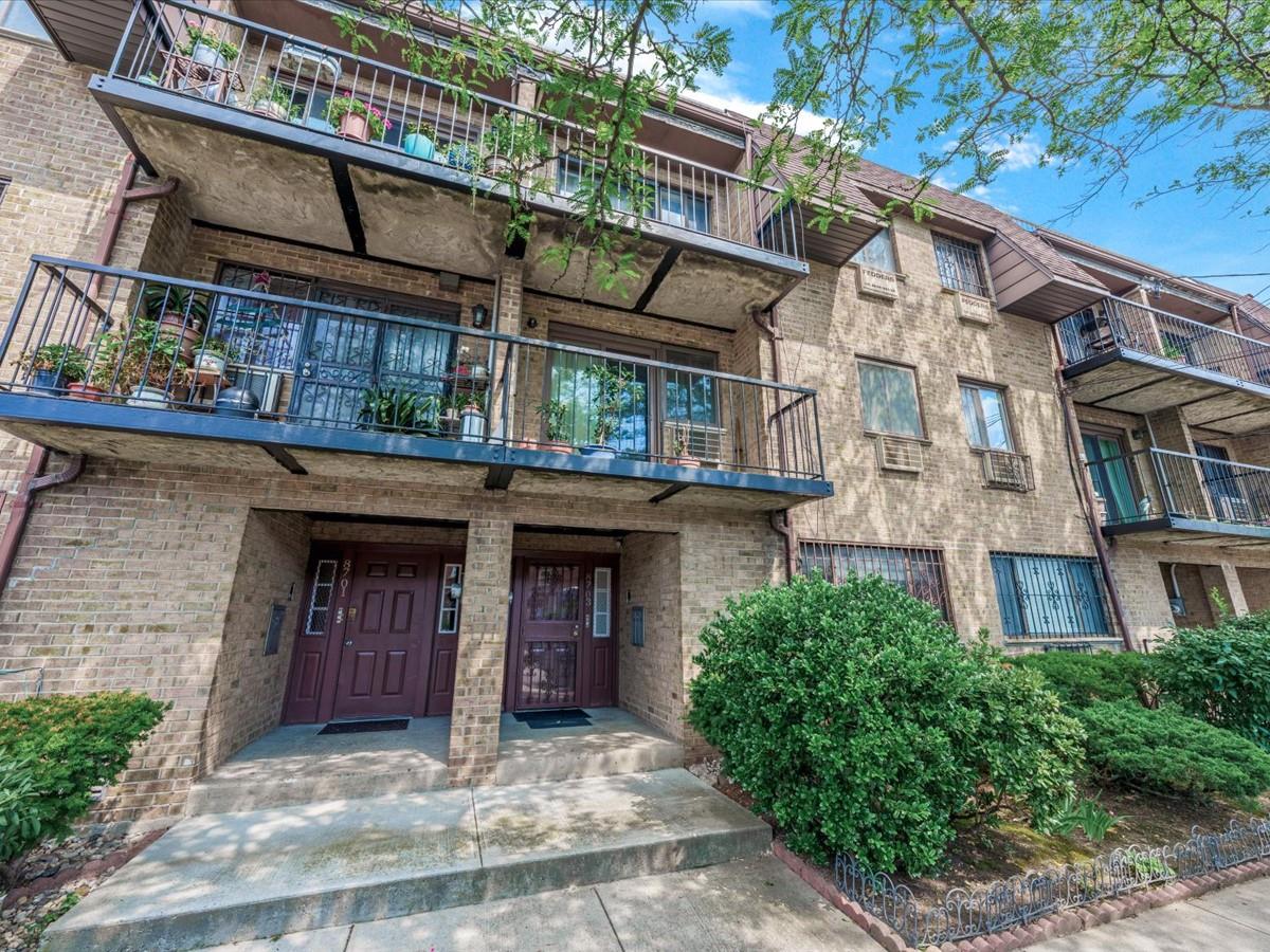 8703 57th Road # 41, Elmhurst, NY 11373