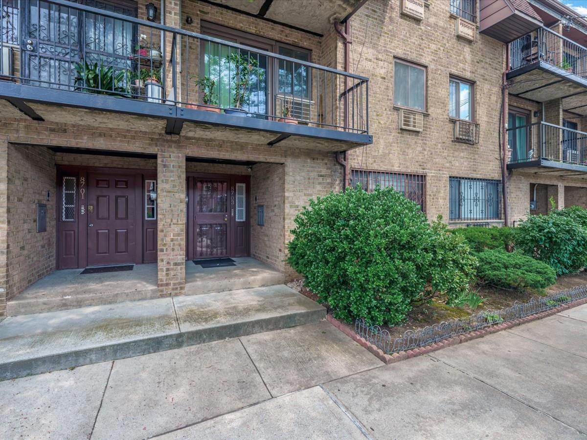 8703 57th Road # 41, Elmhurst, NY 11373