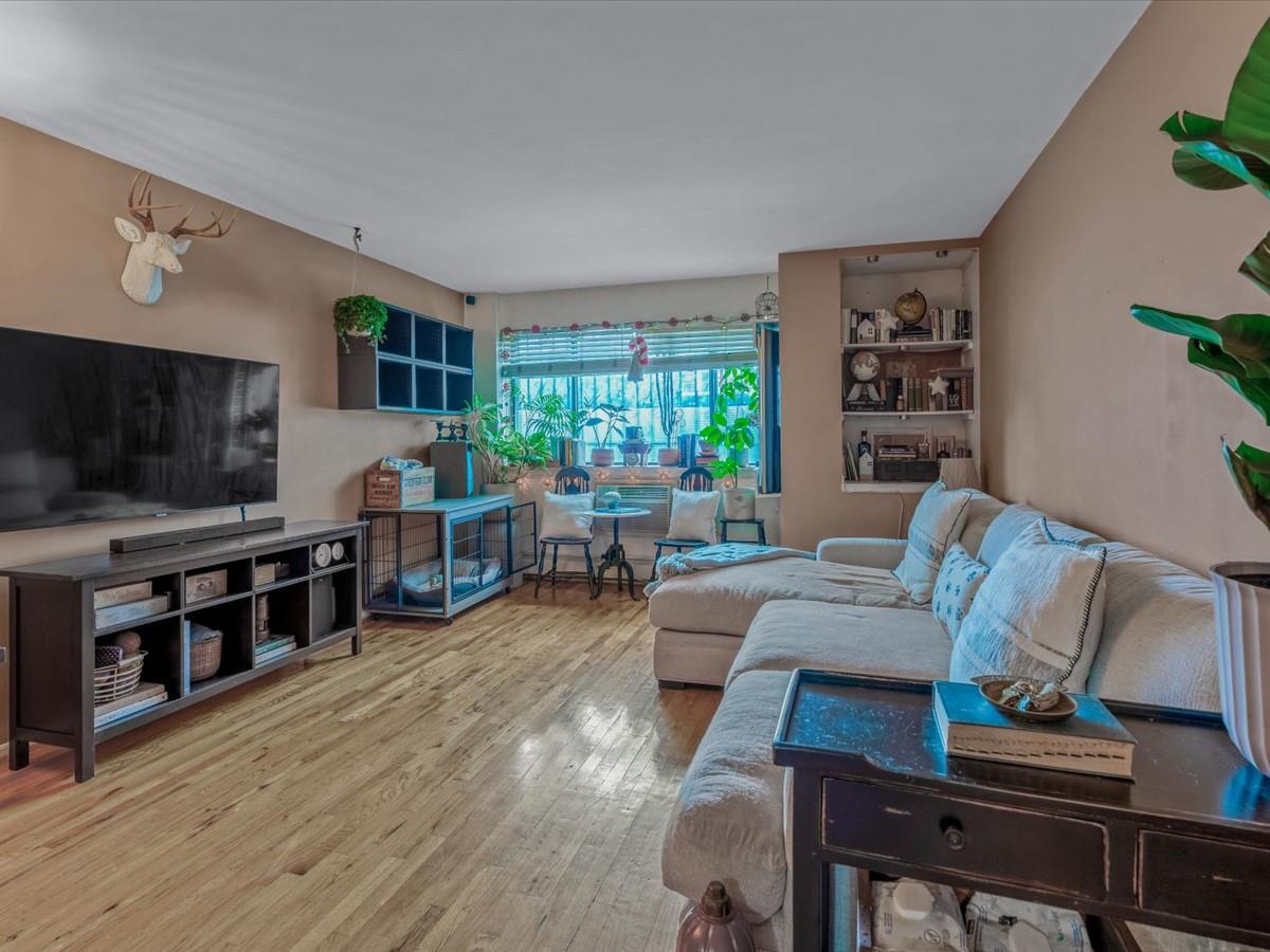 8703 57th Road # 41, Elmhurst, NY 11373