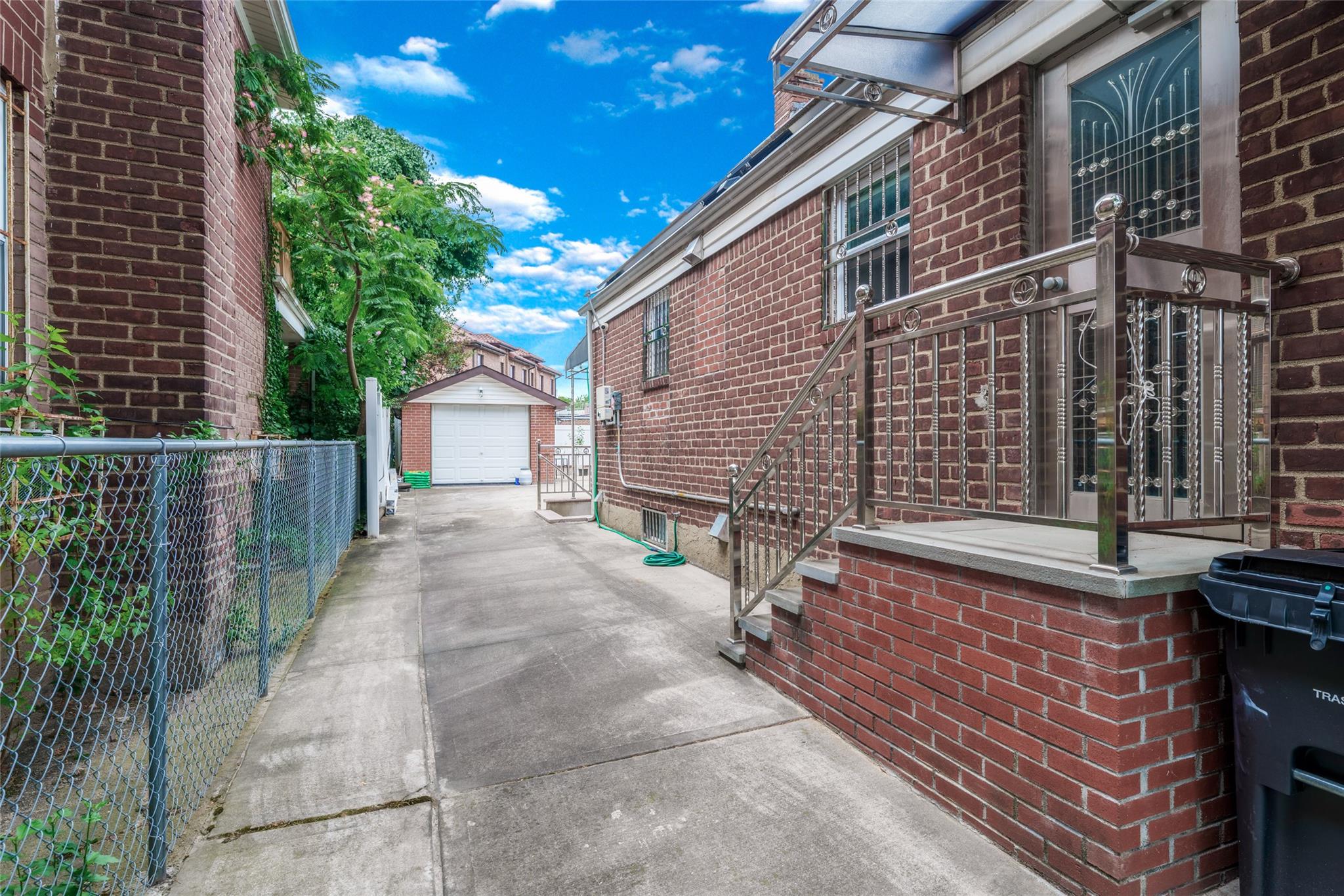 5640 Francis Lewis Boulevard, Bayside, NY 11364