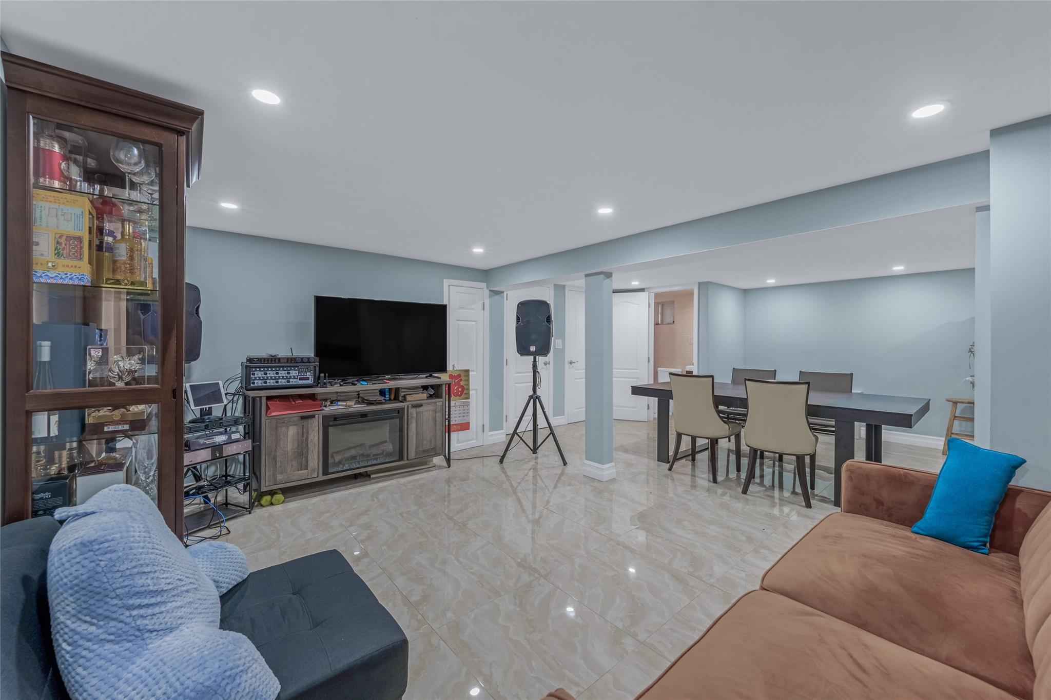 5640 Francis Lewis Boulevard, Bayside, NY 11364