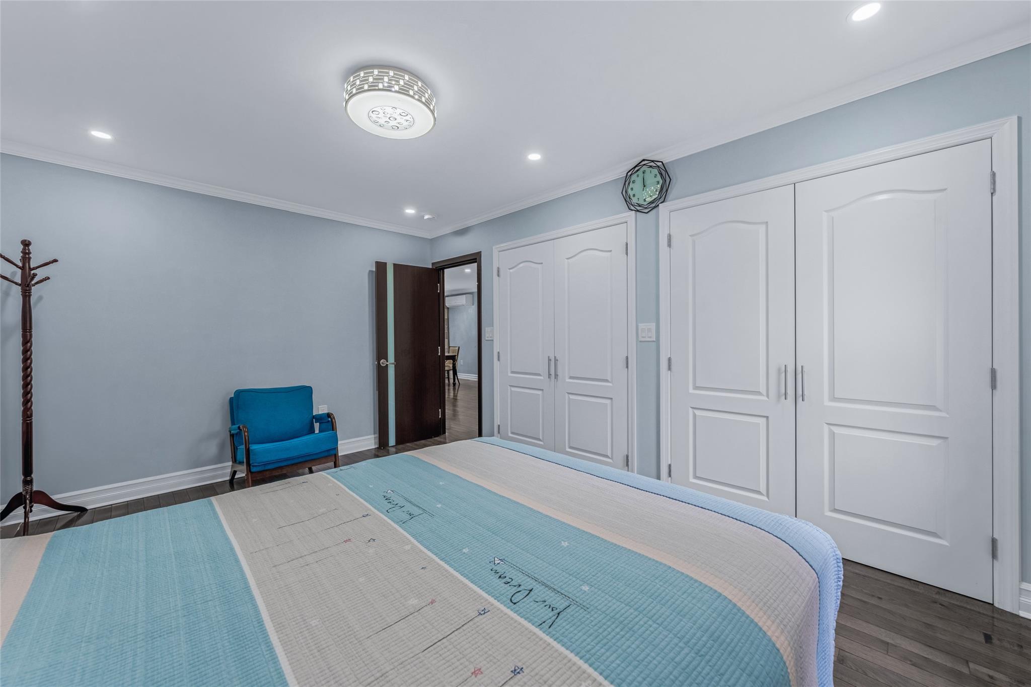 5640 Francis Lewis Boulevard, Bayside, NY 11364