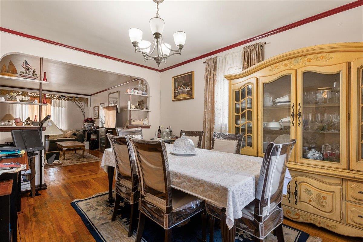 3044 Paulding Avenue, Bronx, NY 10469