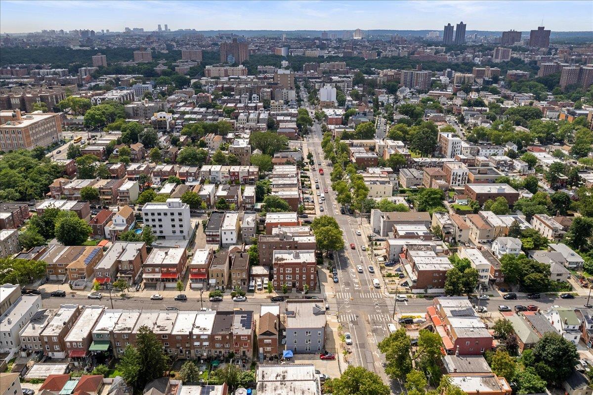 3044 Paulding Avenue, Bronx, NY 10469