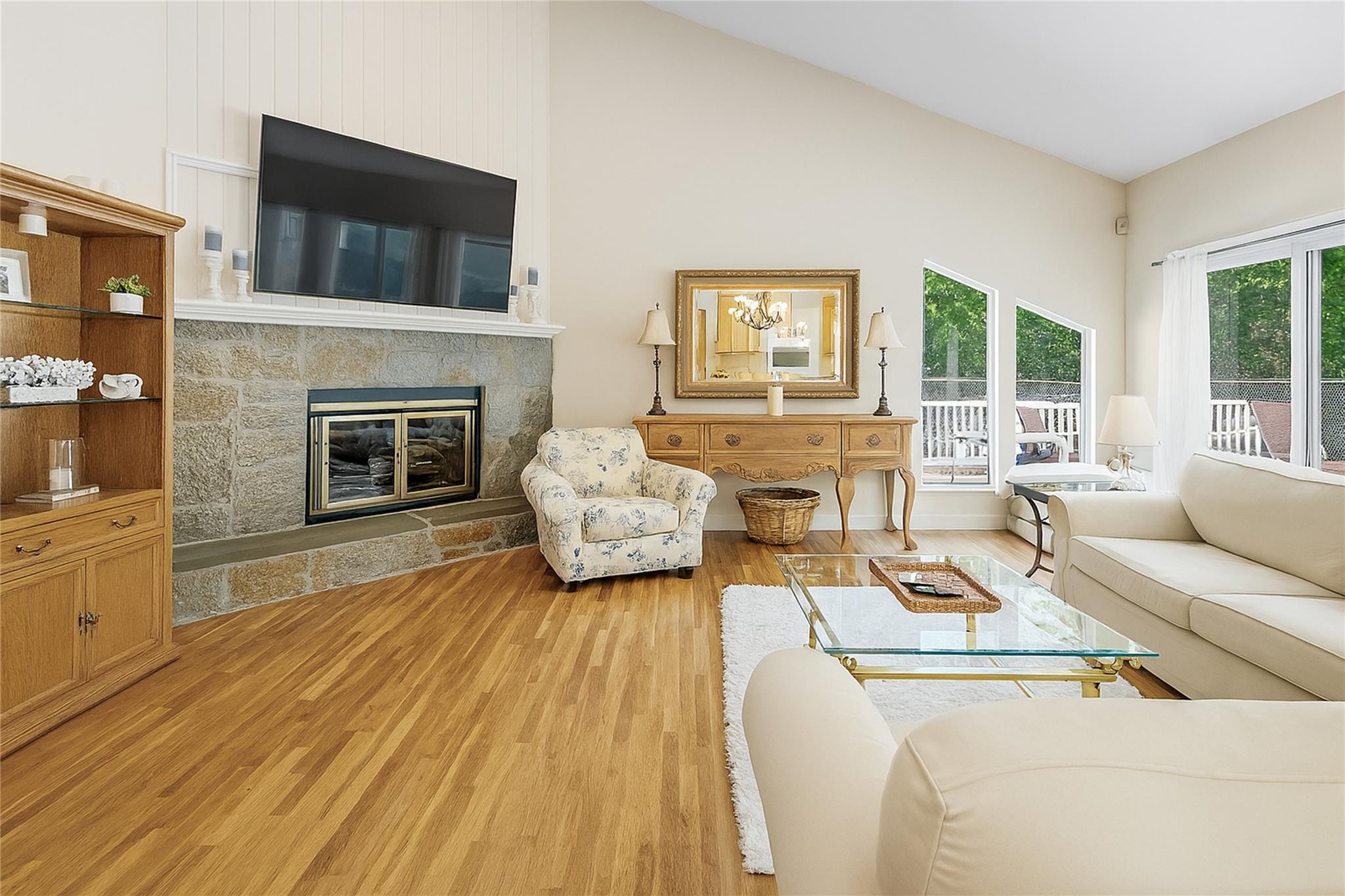 60 Quogue Riverhead Road, Quogue, NY 11959