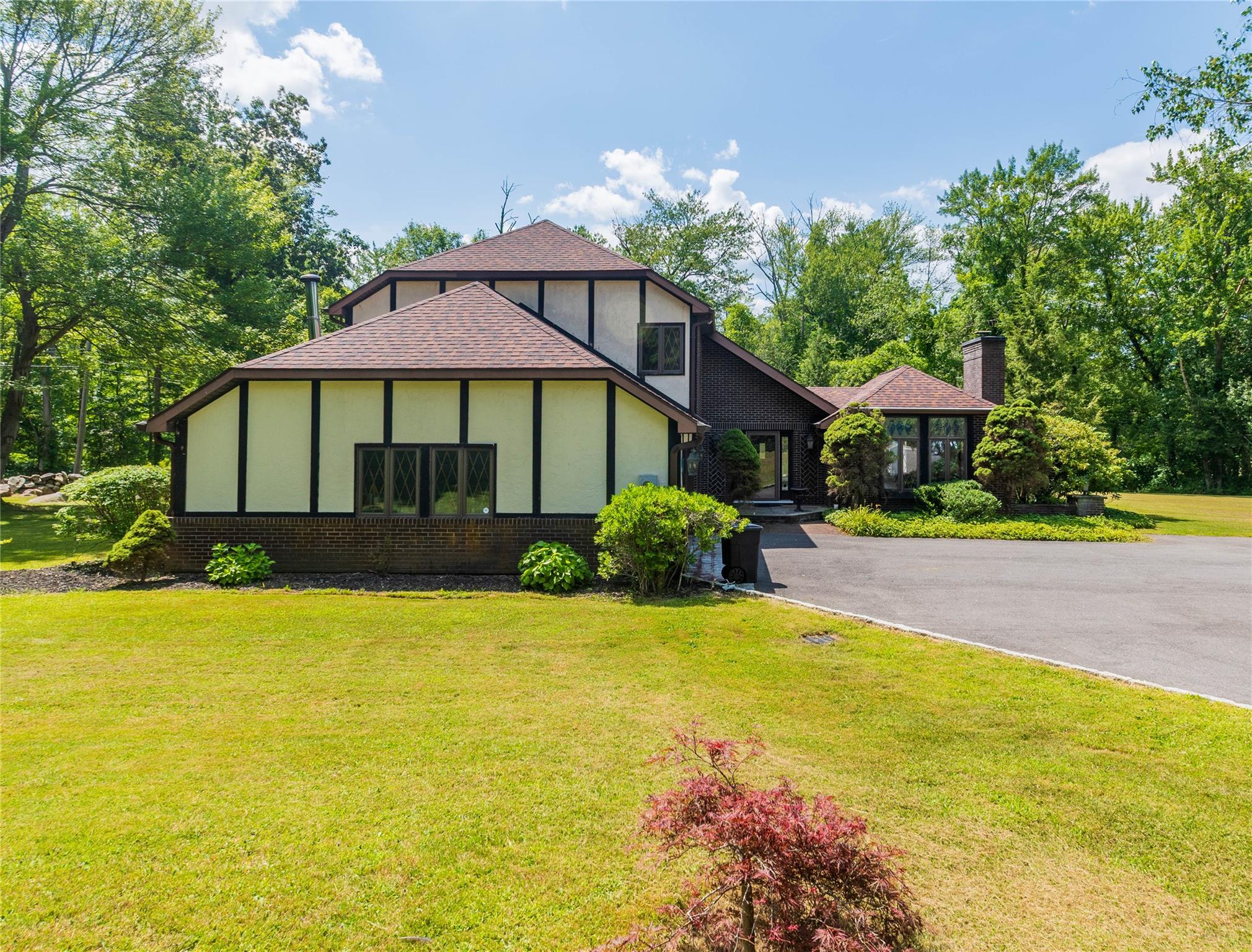 7 Fox Hollow Road, Brewster, NY 10509