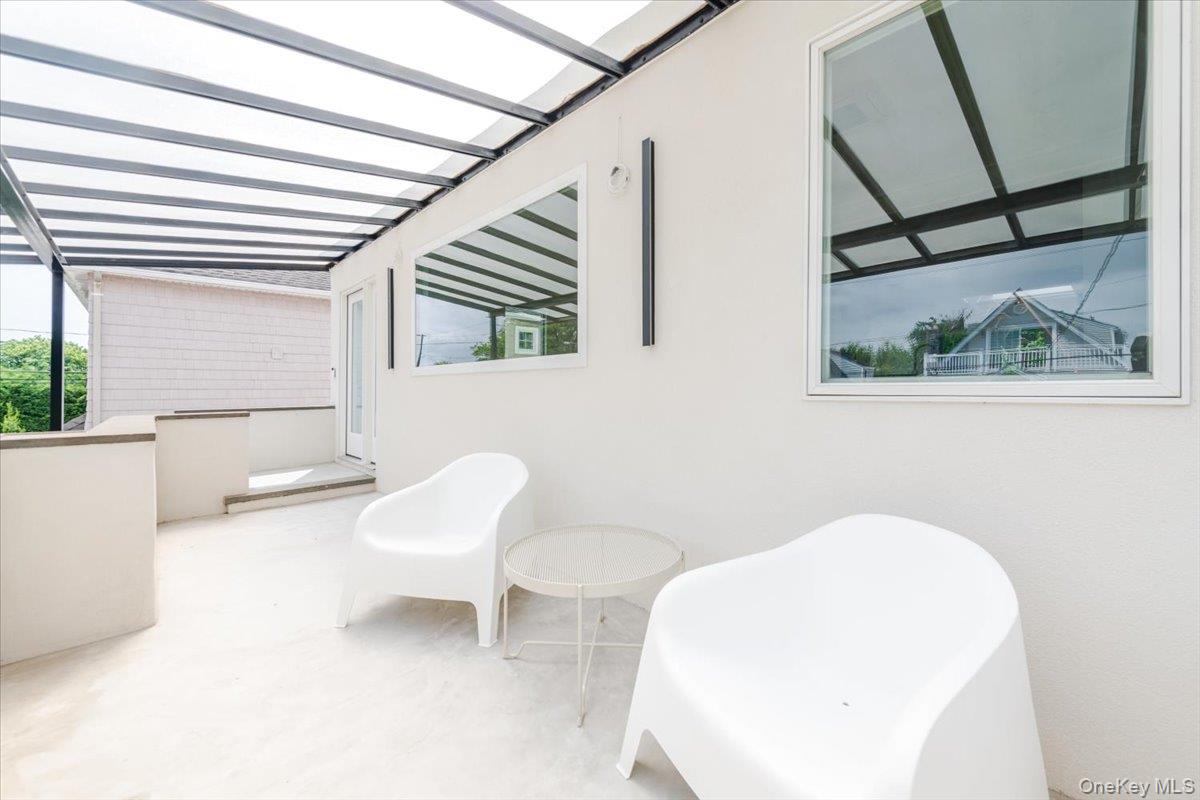 2105 Bay Boulevard, Atlantic Beach, NY 11509