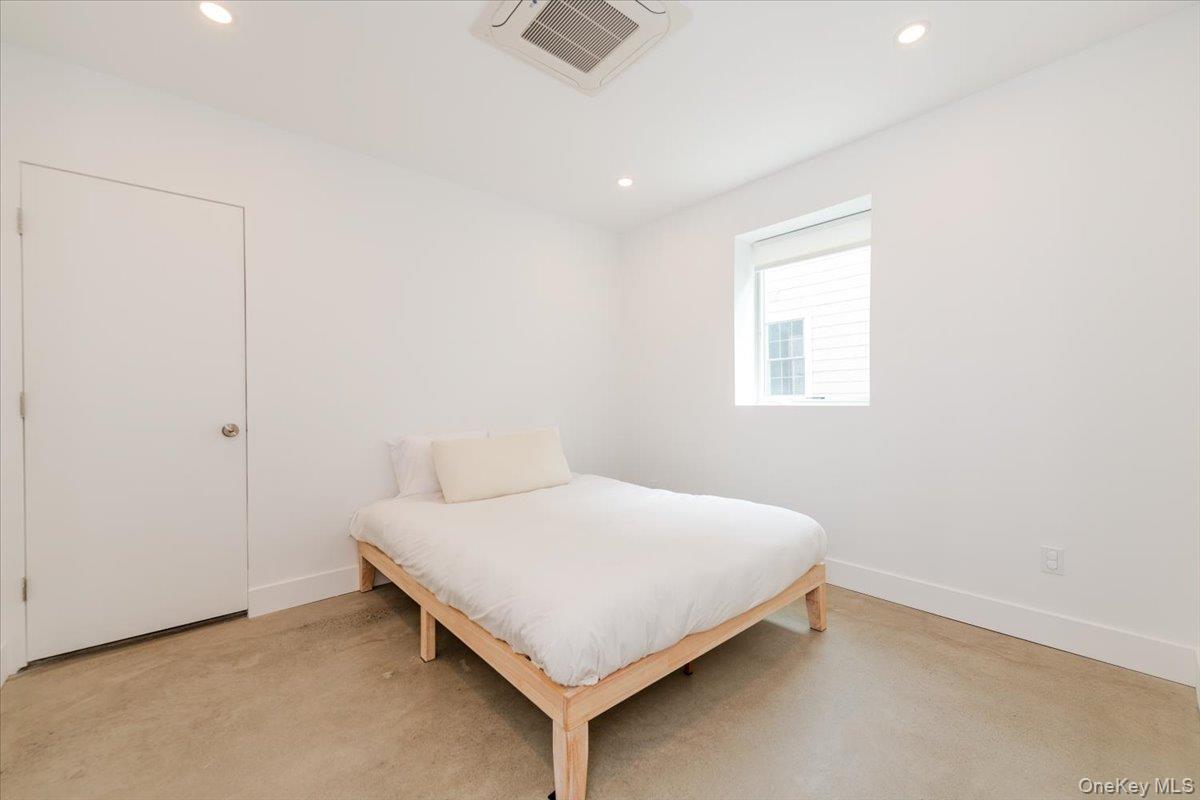 2105 Bay Boulevard, Atlantic Beach, NY 11509