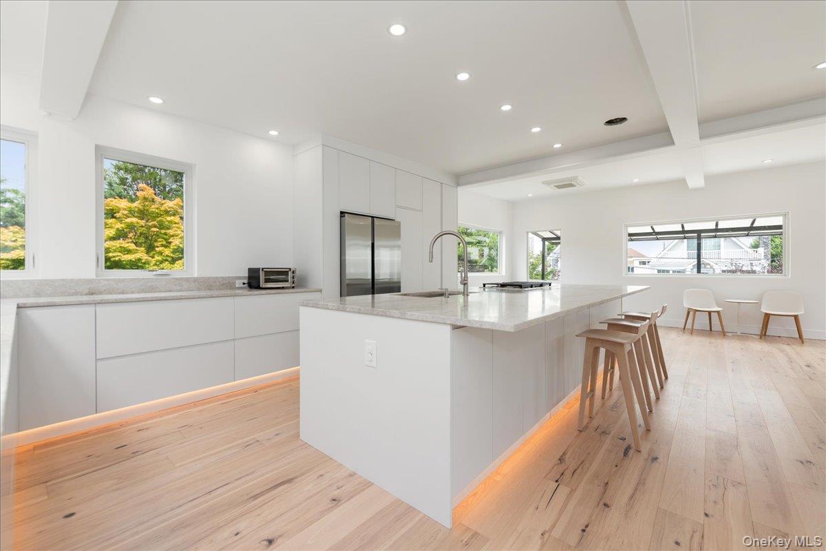 2105 Bay Boulevard, Atlantic Beach, NY 11509