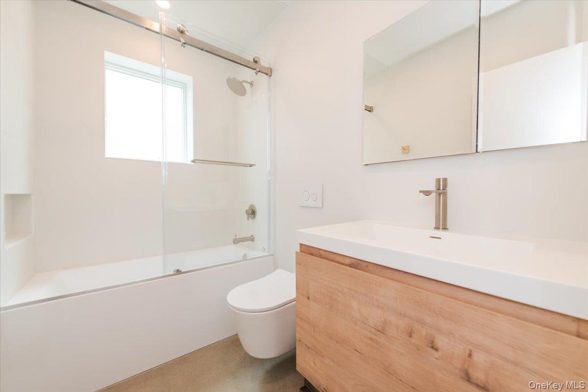 2105 Bay Boulevard, Atlantic Beach, NY 11509