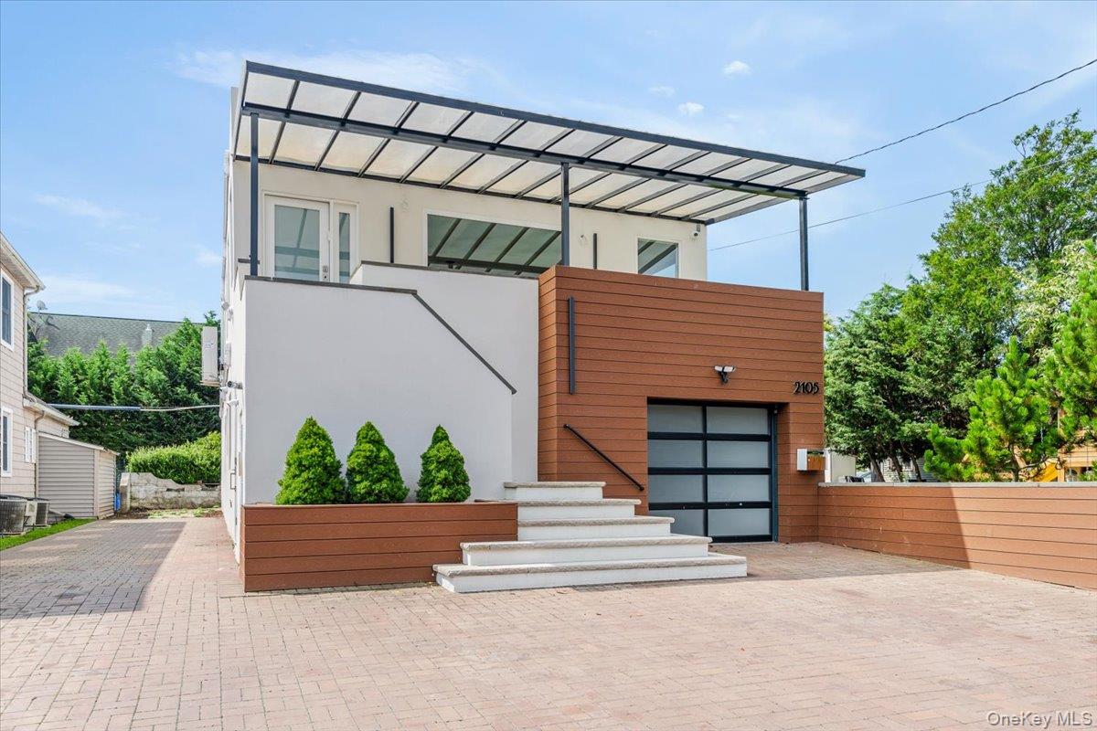 2105 Bay Boulevard, Atlantic Beach, NY 11509