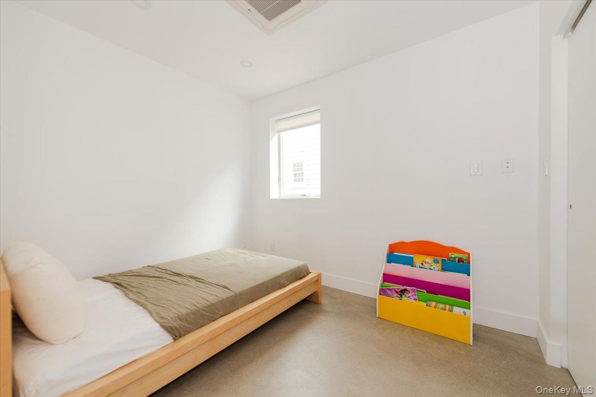 2105 Bay Boulevard, Atlantic Beach, NY 11509