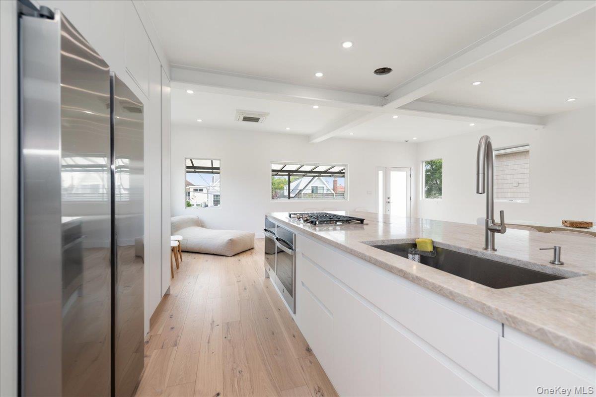 2105 Bay Boulevard, Atlantic Beach, NY 11509