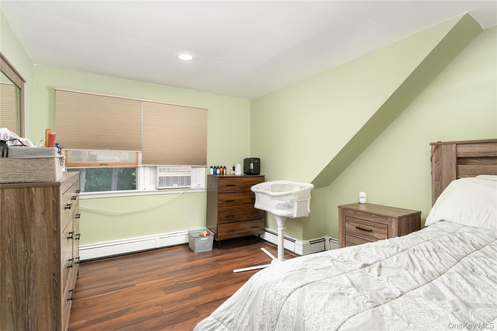 55 Robinson Street, Shoreham, NY 11786