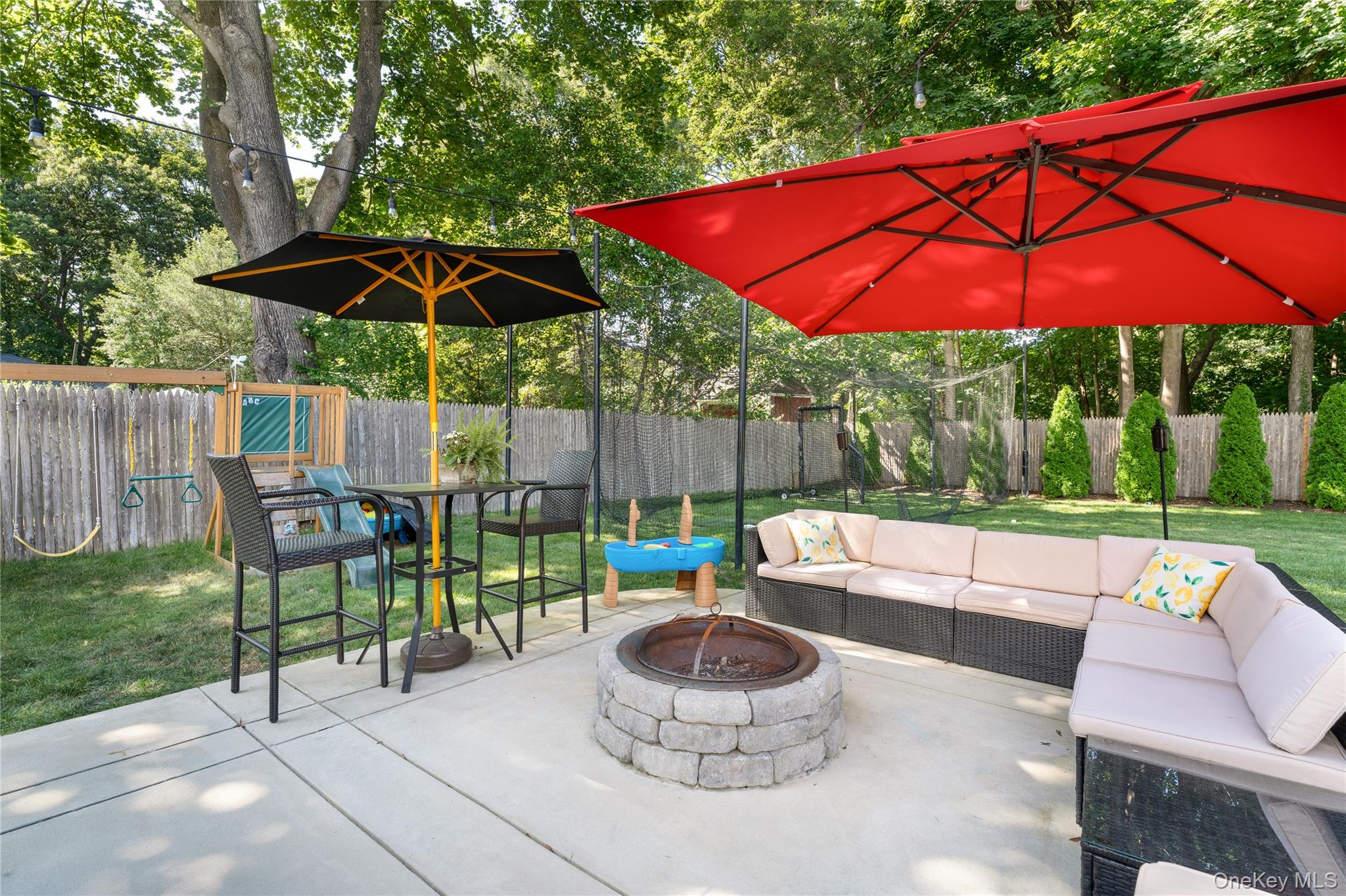 55 Robinson Street, Shoreham, NY 11786