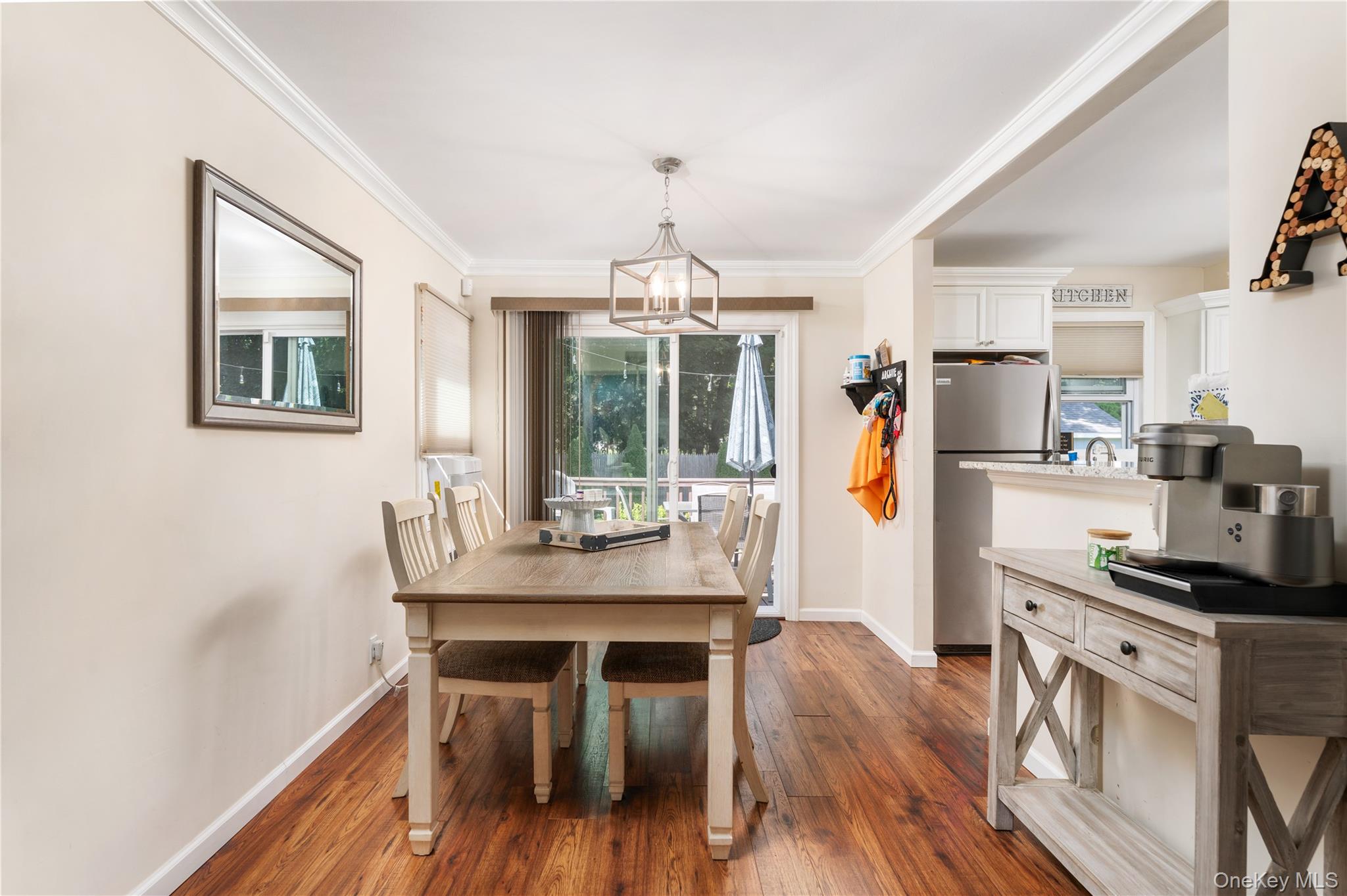 55 Robinson Street, Shoreham, NY 11786