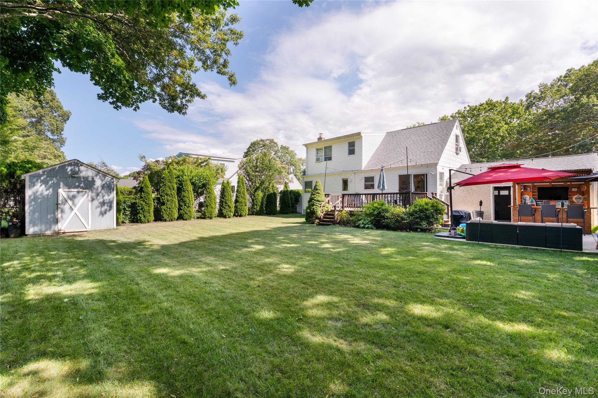 55 Robinson Street, Shoreham, NY 11786