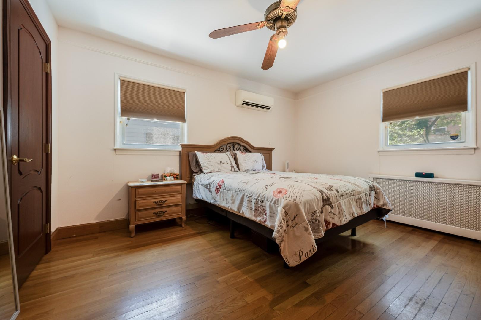 7562 177th Street, Fresh Meadows, NY 11366