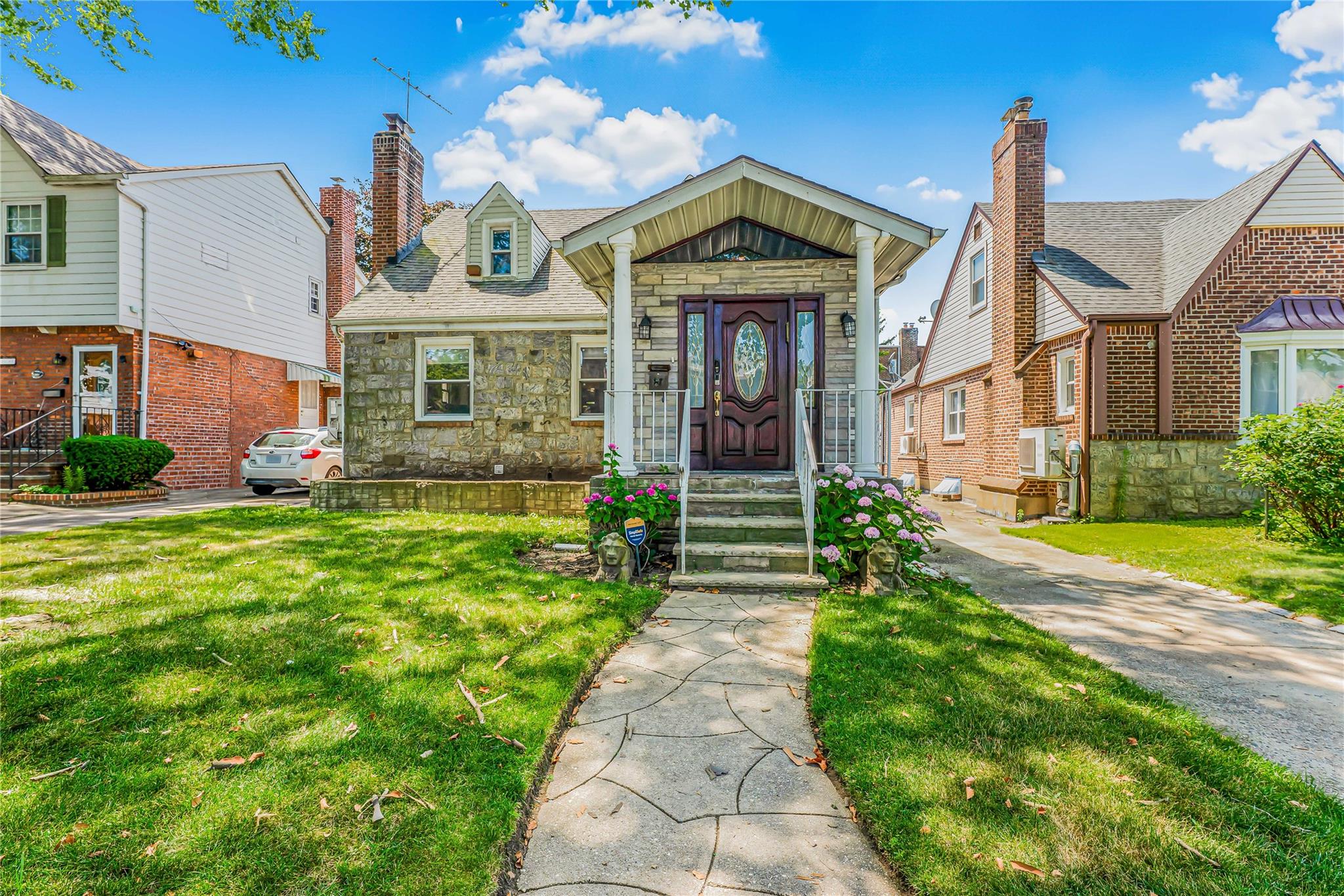 7562 177th Street, Fresh Meadows, NY 11366