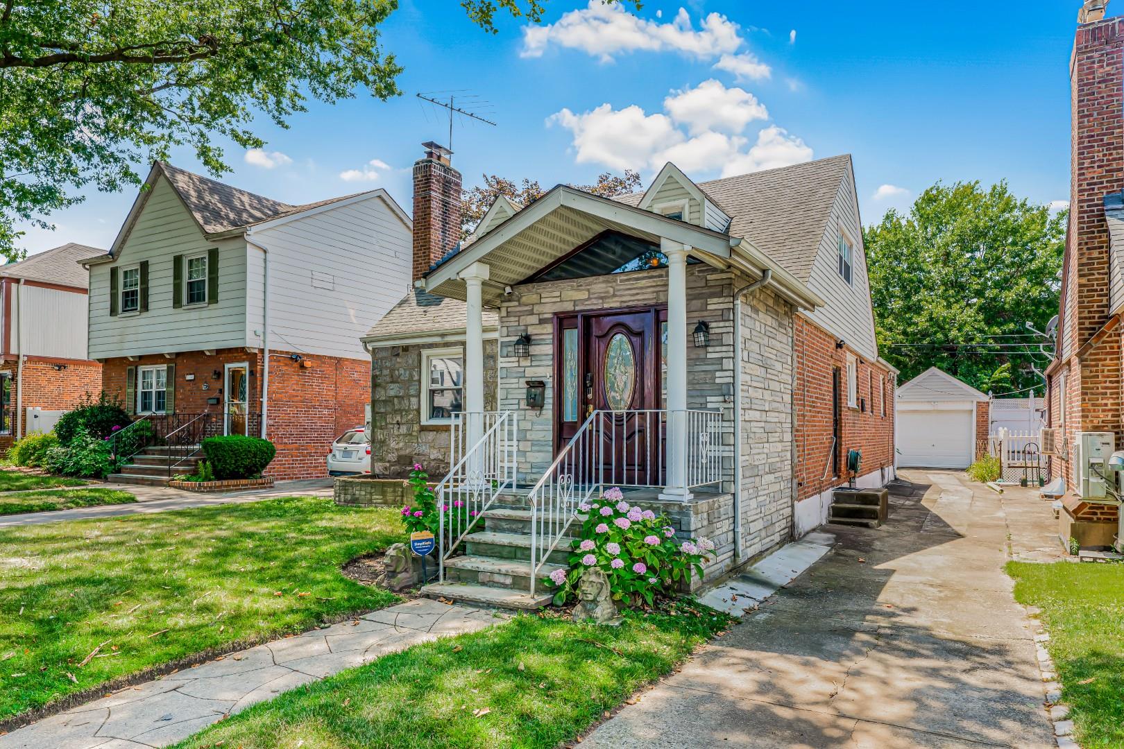 7562 177th Street, Fresh Meadows, NY 11366