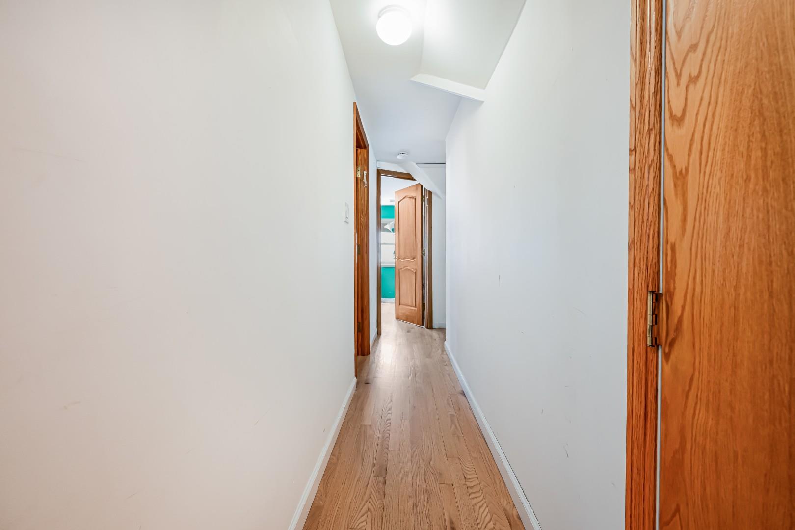 7562 177th Street, Fresh Meadows, NY 11366