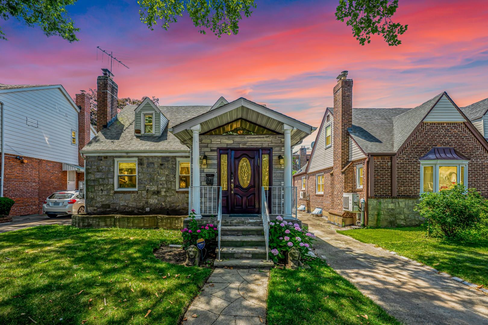 7562 177th Street, Fresh Meadows, NY 11366