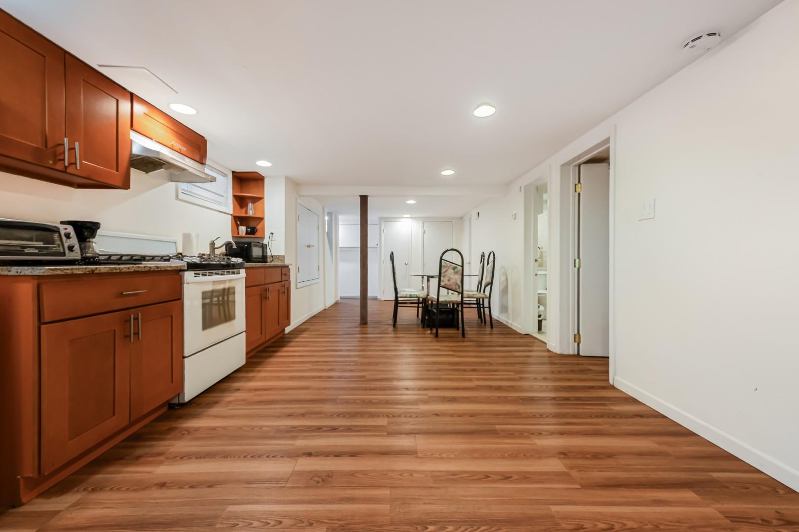 7562 177th Street, Fresh Meadows, NY 11366