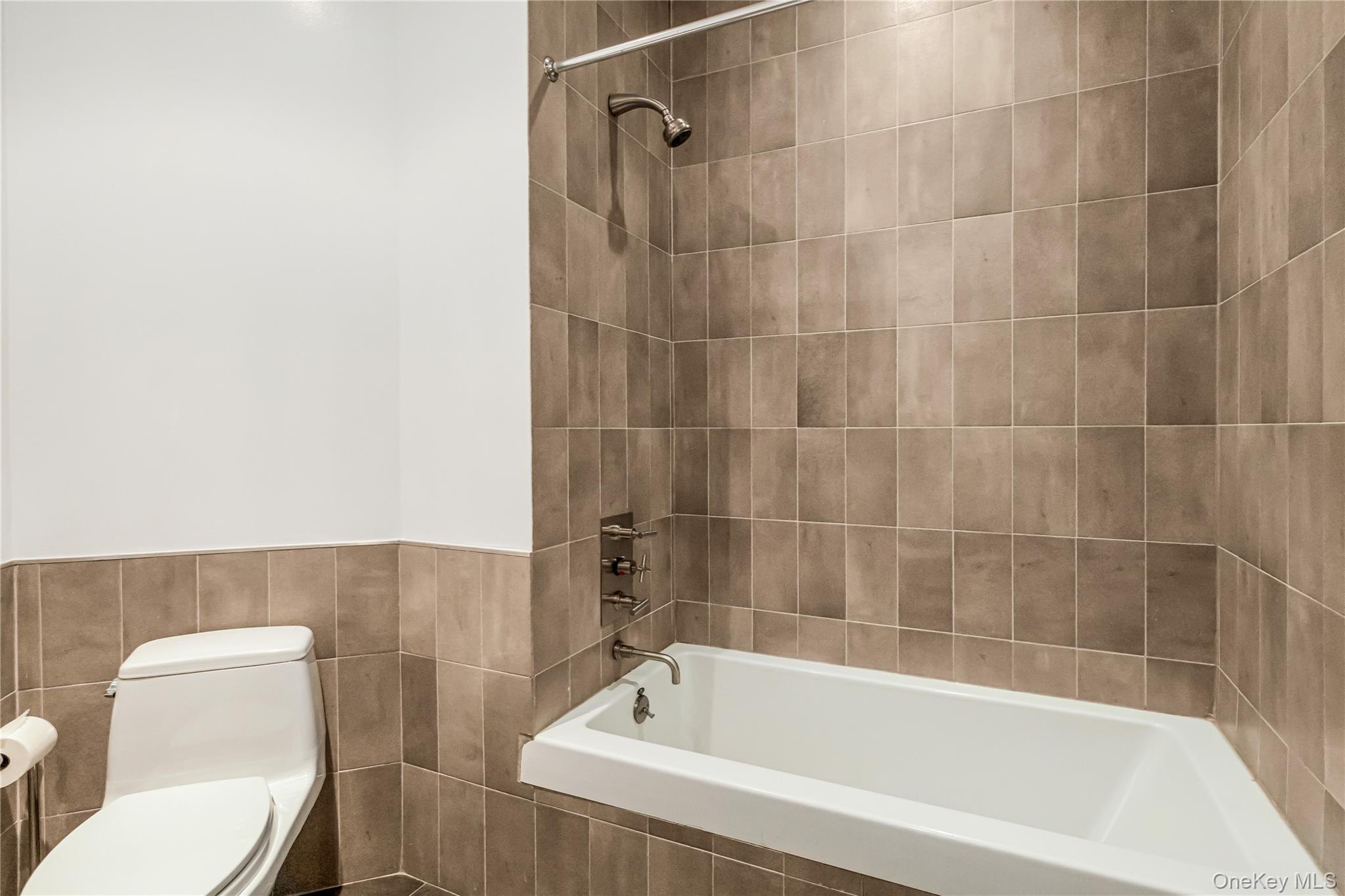 55 Berry Street # 4F, Brooklyn, NY 11249