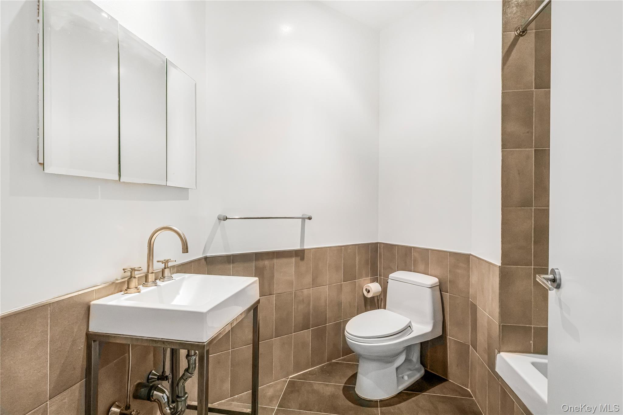 55 Berry Street # 4F, Brooklyn, NY 11249