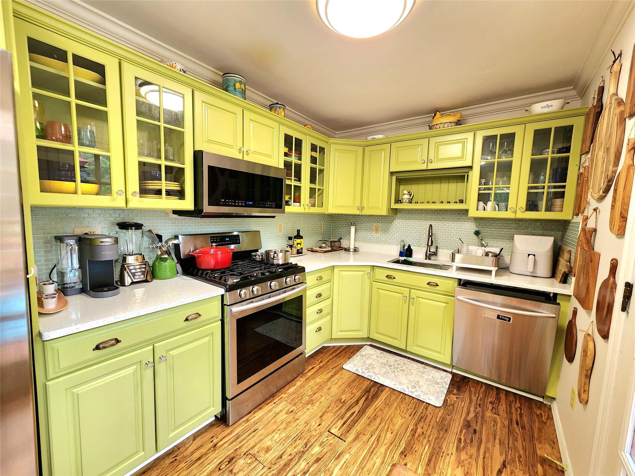 122 Lewis Road, East Quogue, NY 11942