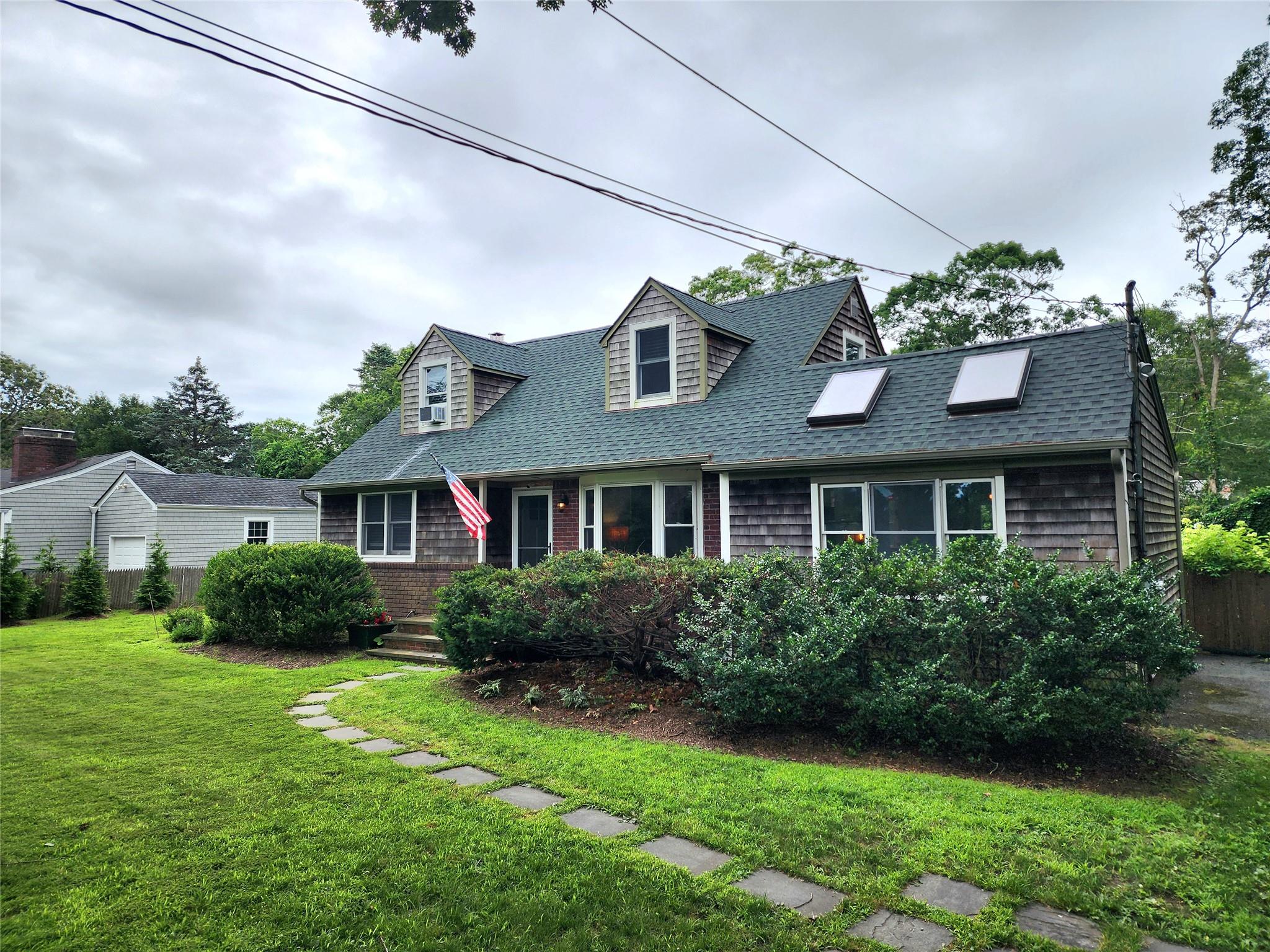 122 Lewis Road, East Quogue, NY 11942